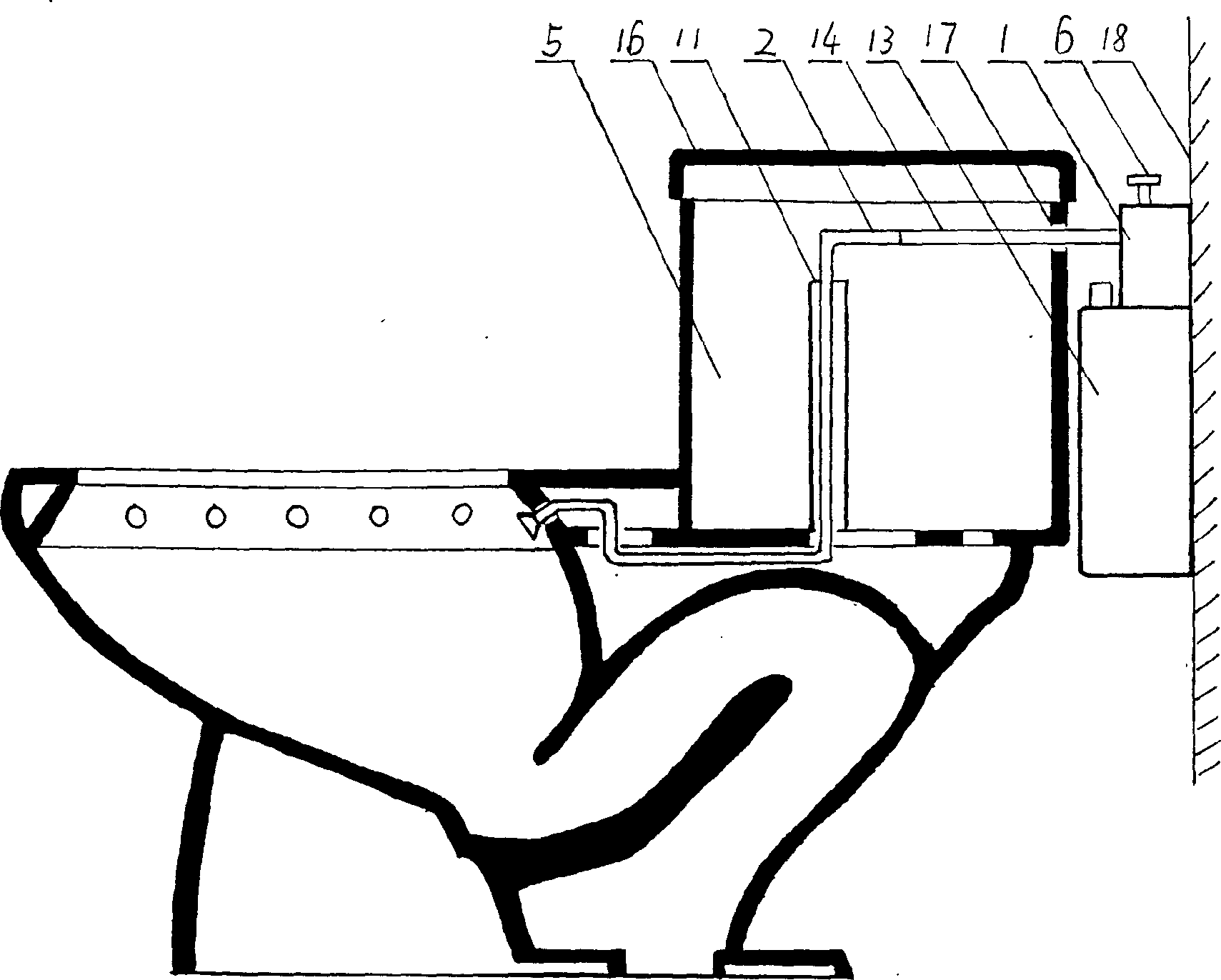 Closet with spraying device