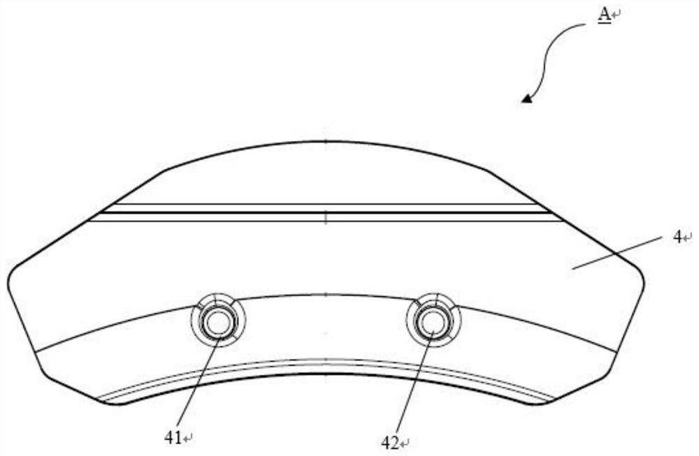 Elastic member made of compressible material and assembly method thereof