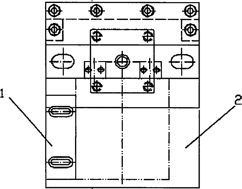 Punching device of high-capacity dynamical lithium-ion battery lug