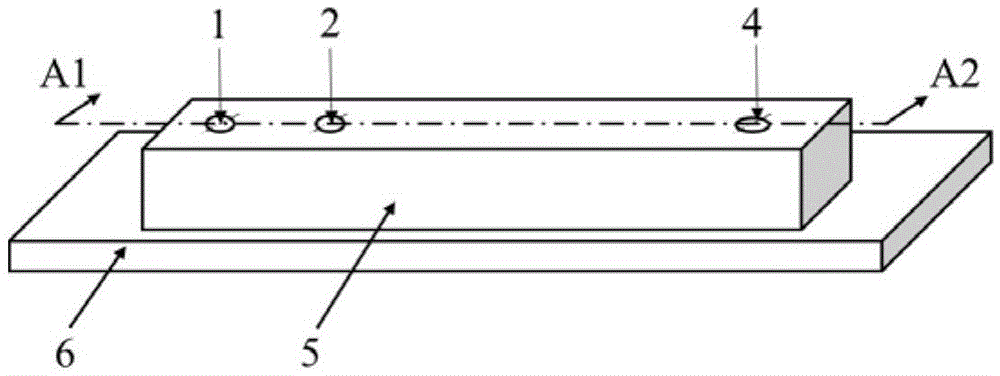 Method for utilizing micro-channel for cryopreserving rat islet cells at low temperature