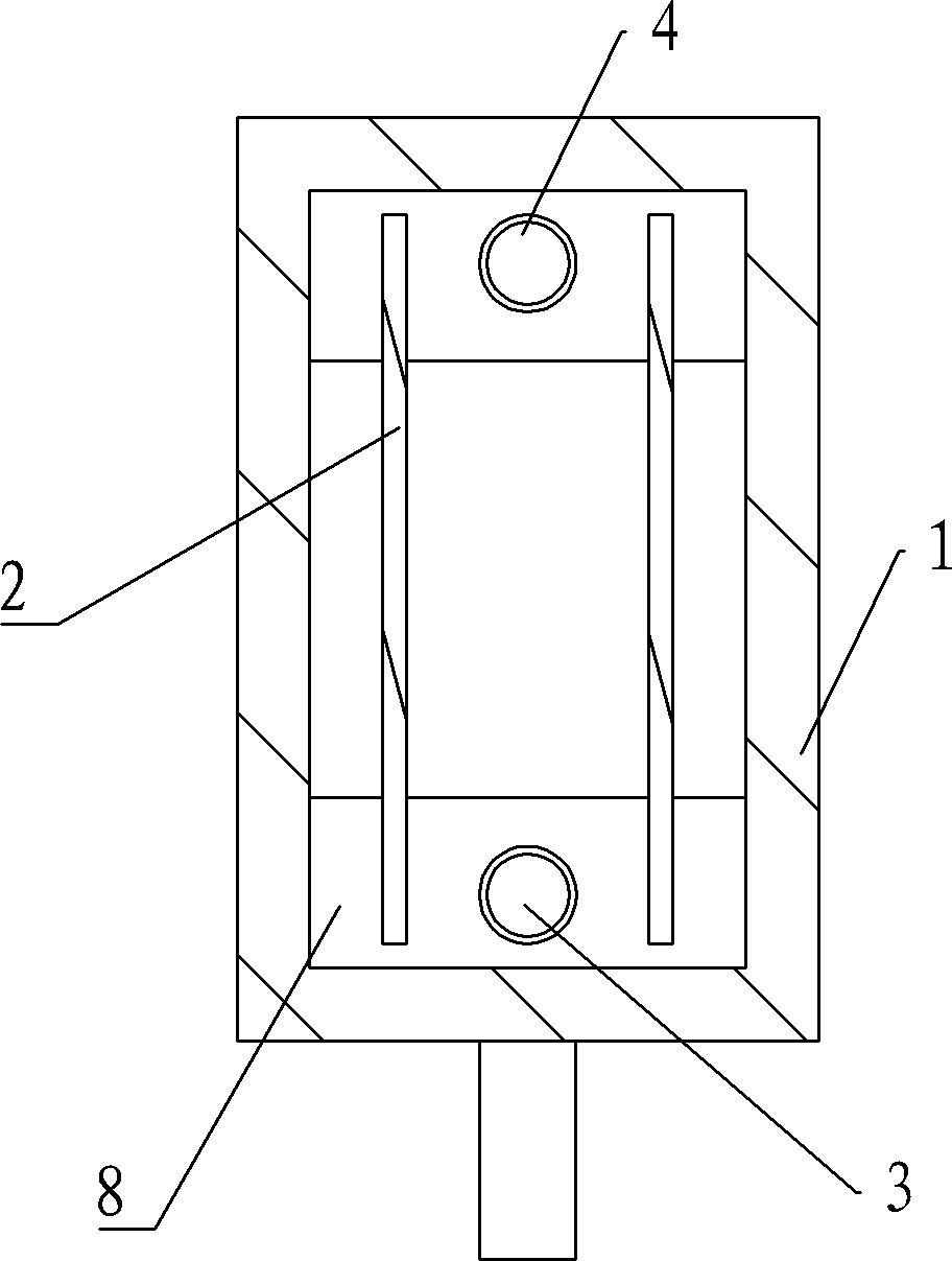 Immersion cooling conductive cross arm