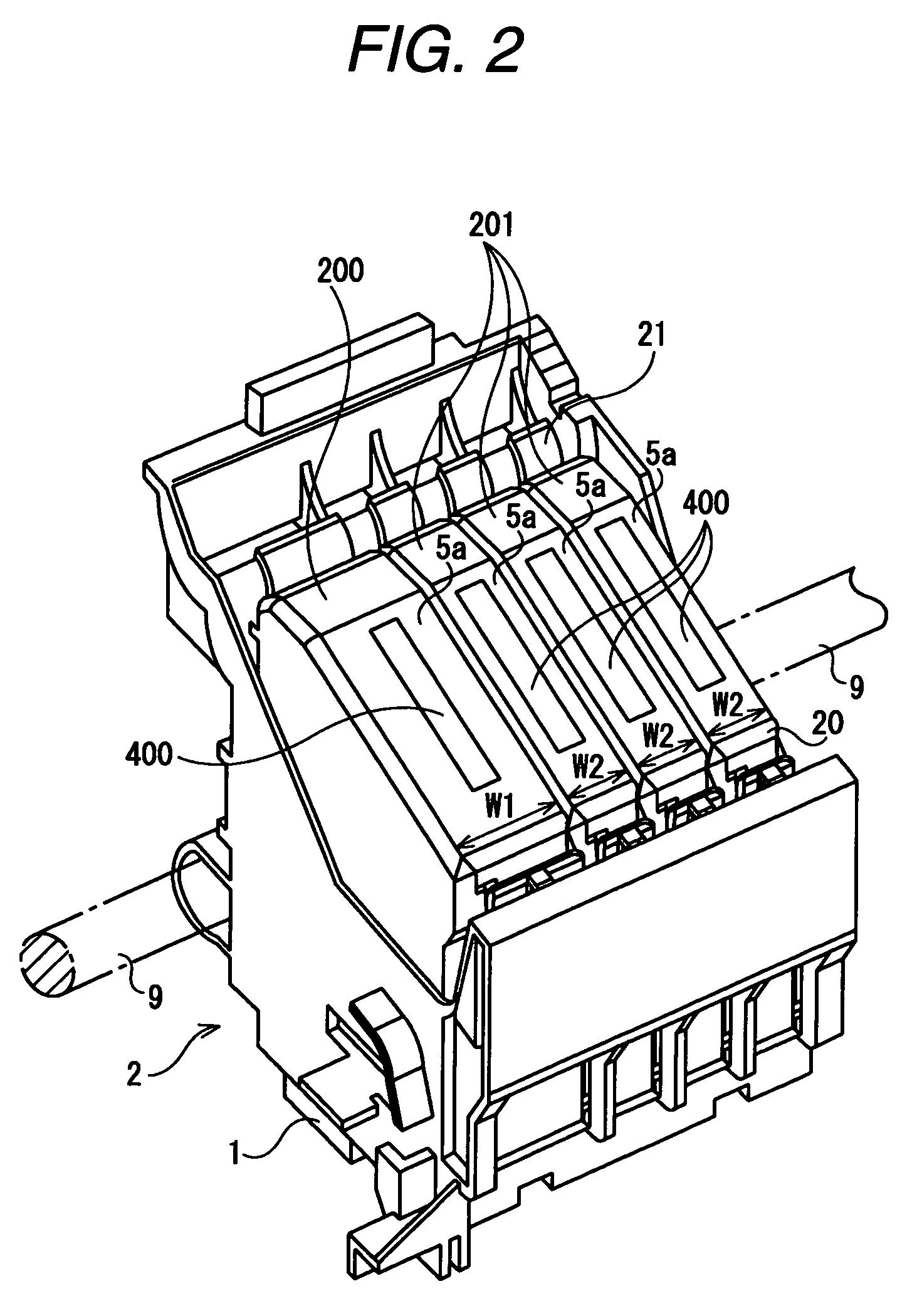 Information communicating member, liquid container having information communicating member and liquid ejecting apparatus