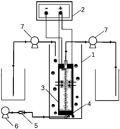 Electrochemical activated carbon fiber felt reactor applicable to removal of refractory organic matters in water