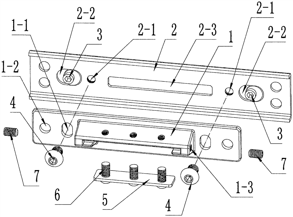 Hinge three-dimensional adjusting seat