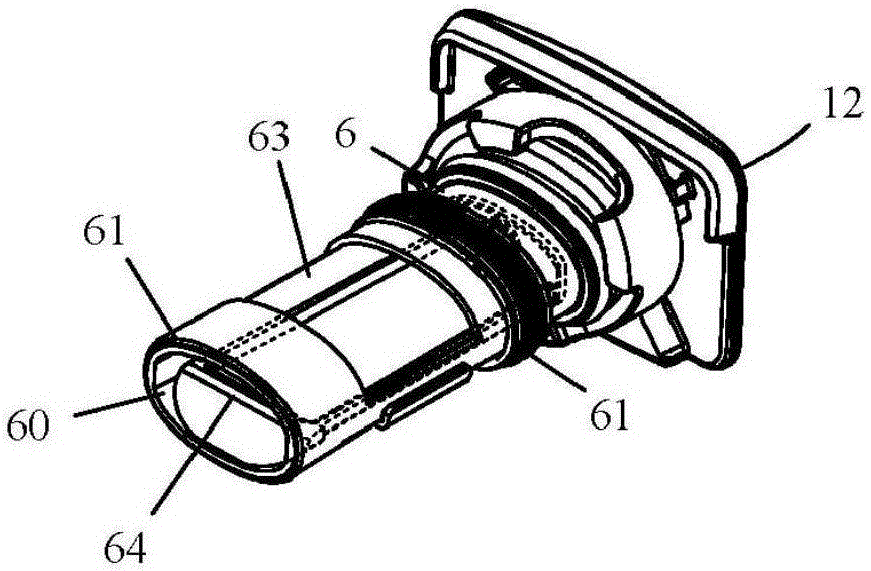 Household electrical ironing appliance comprising a filter designed to retain lime scale particles transported by the steam