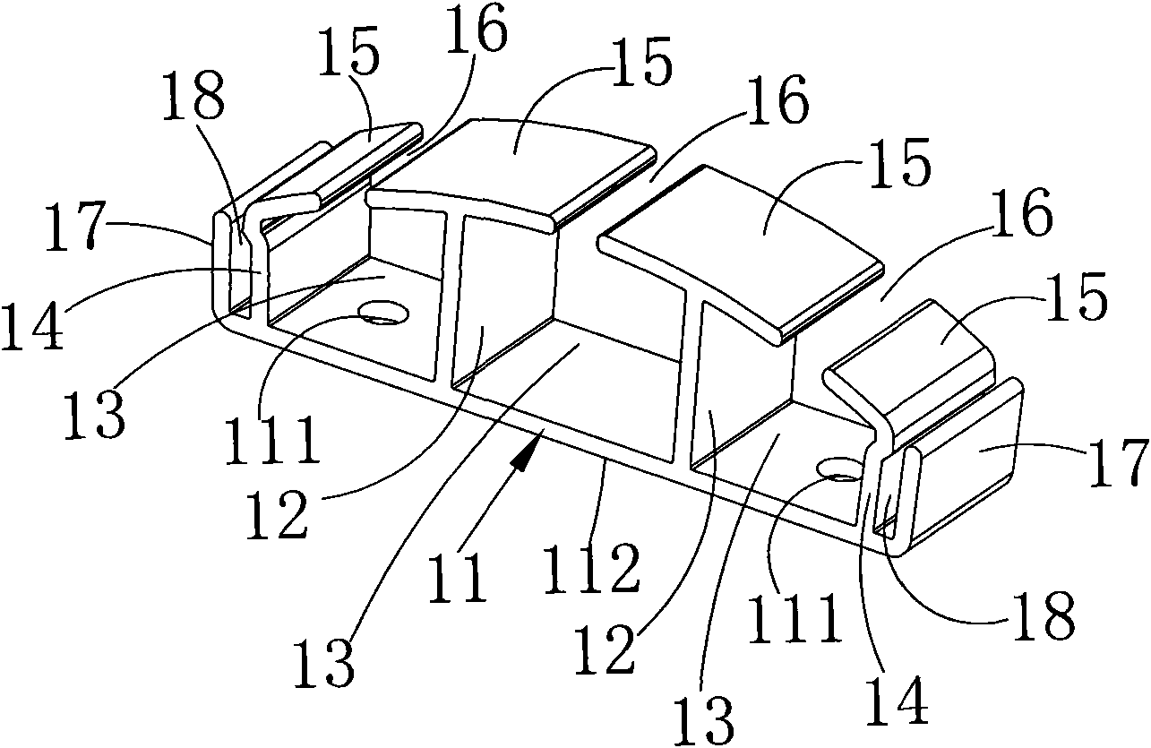 Protective cover capable of rapidly sheltering cables