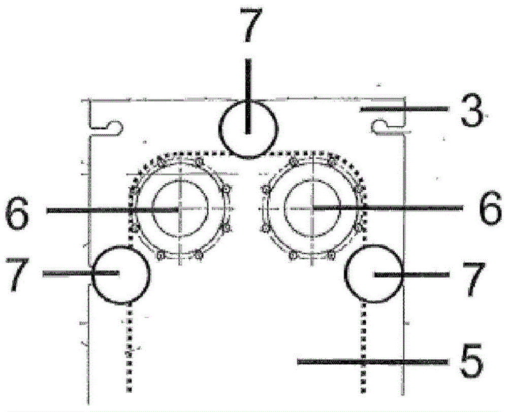 Plate heat exchanger having sealed construction