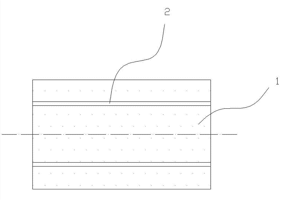 Filter tip with gaps and patterns