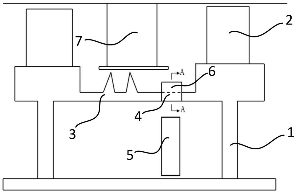 Compressor bleed structure and aero-engine