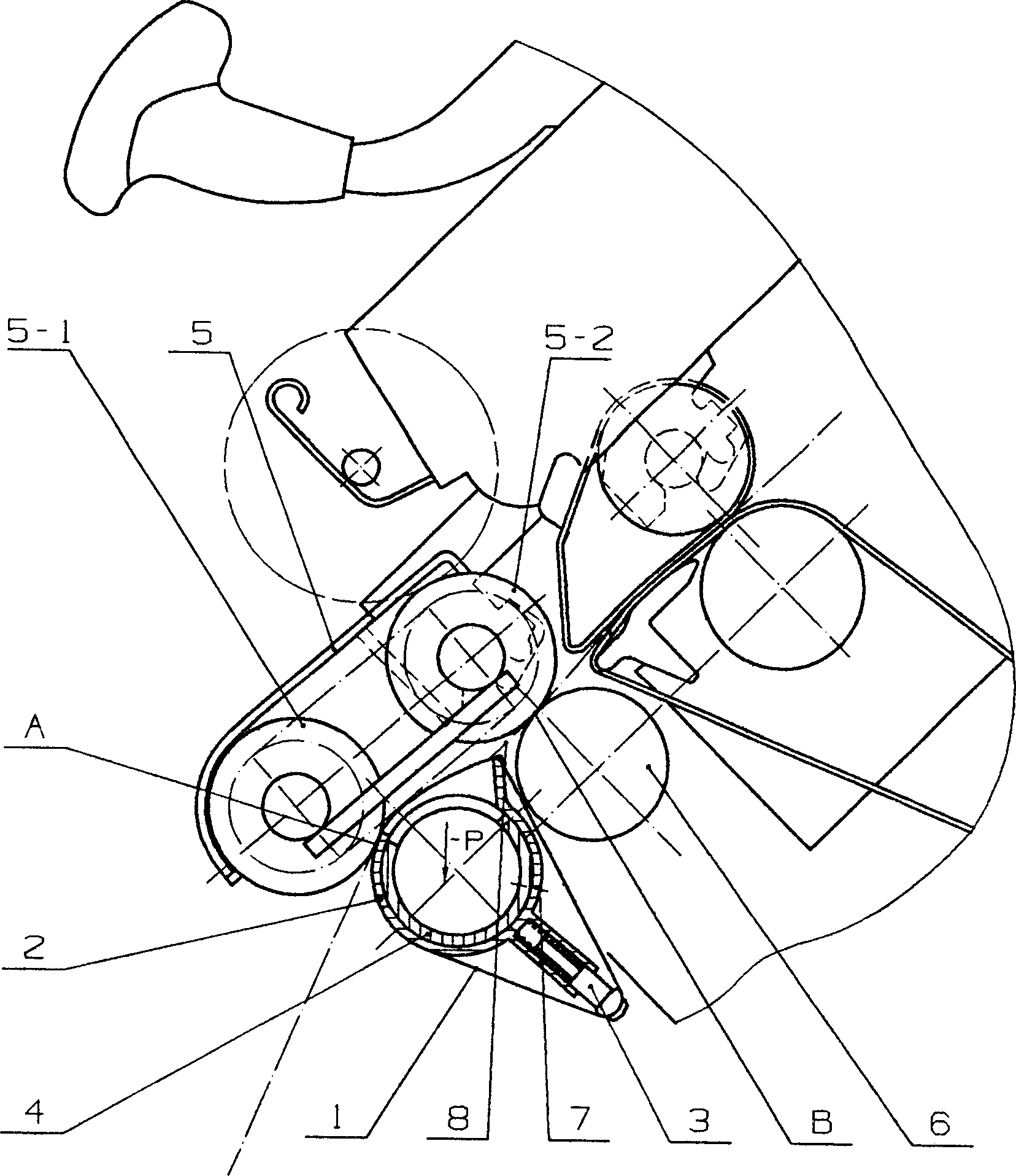 Tightness spinning device of ring spinning frame