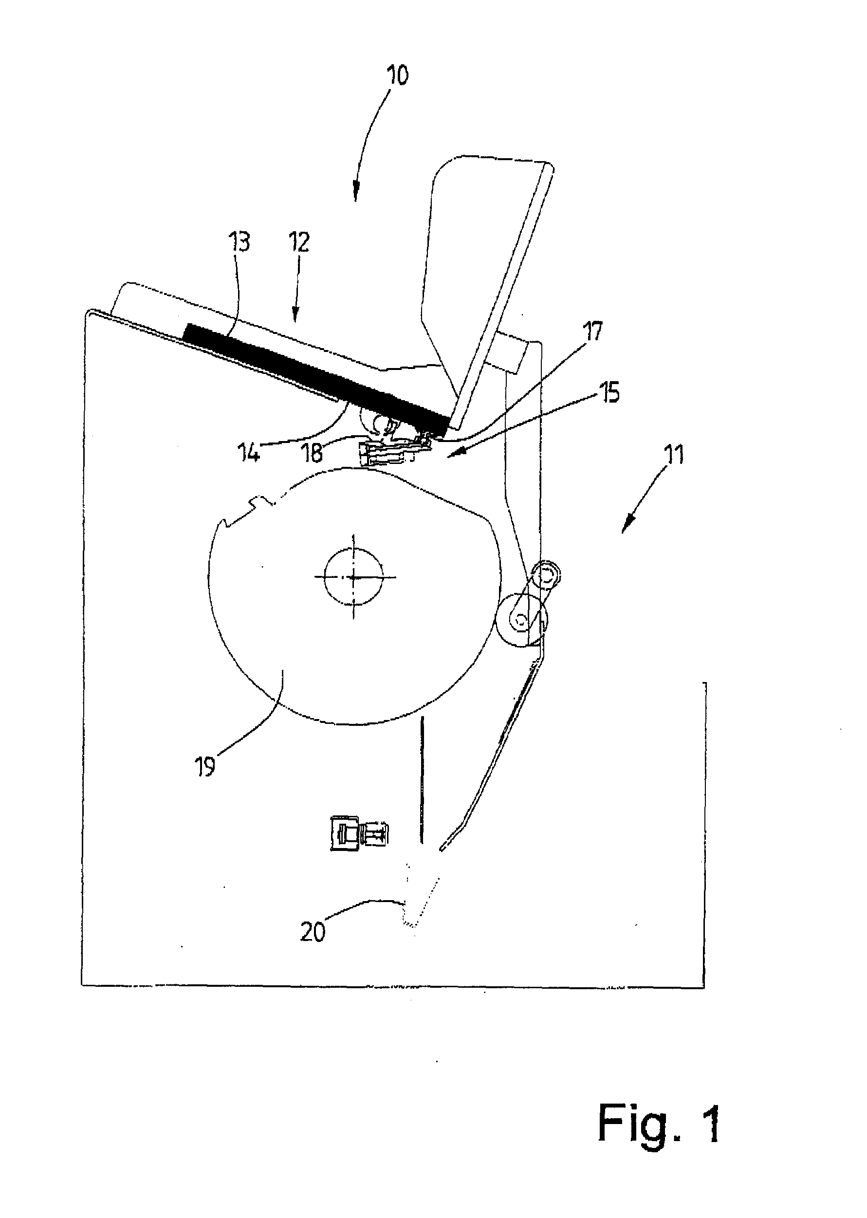 Apparatus for tilting away a part of a signature to be separated from a rack