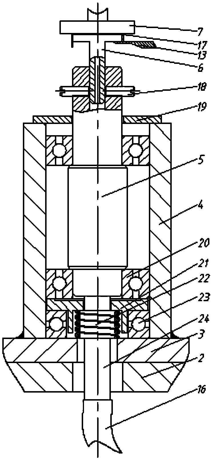 A trimming method and device for a punched piece of a cosmetic foundation cover