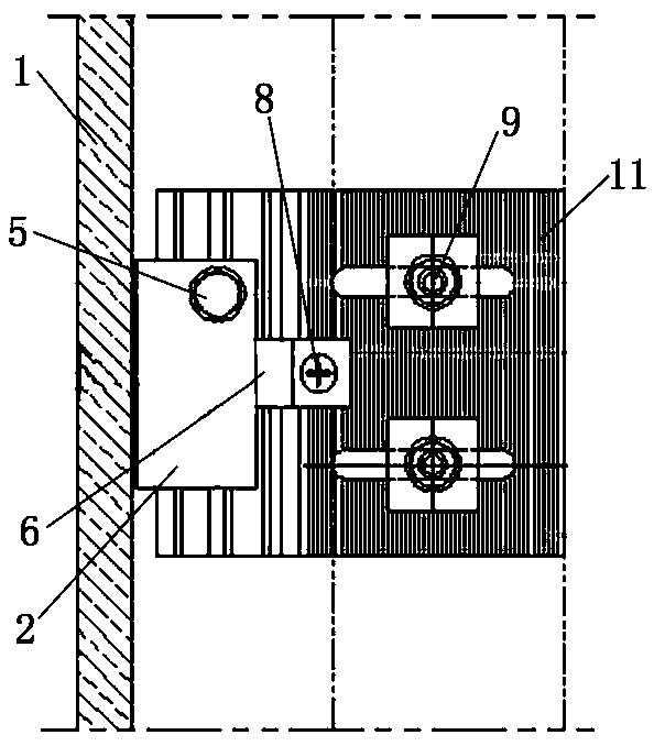 Curtain wall panel hanging assembly and using method thereof