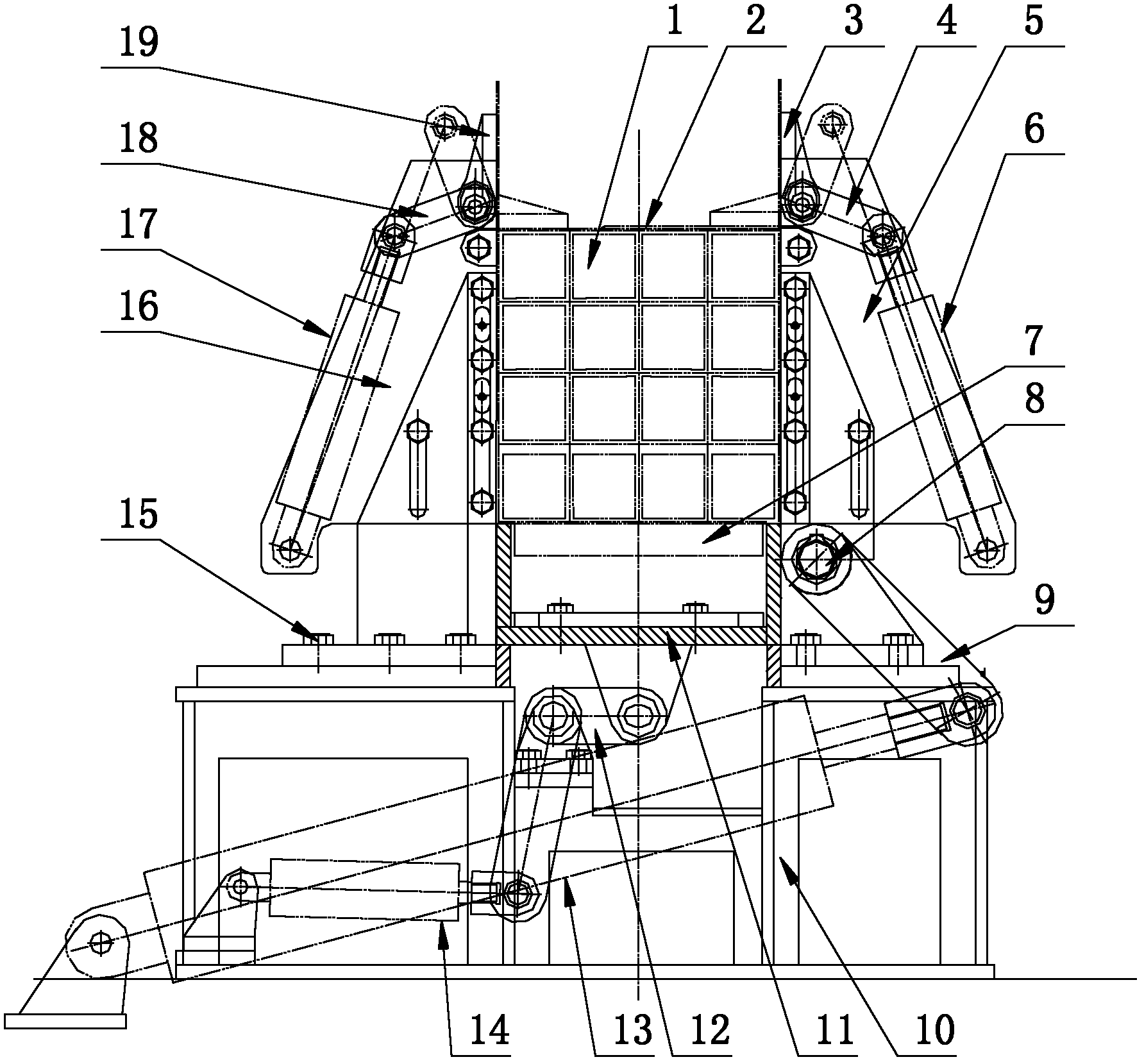 Automatic packer of steel pipe