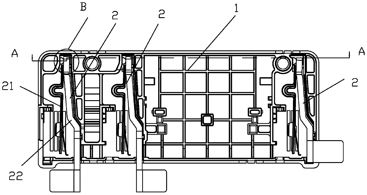 Connection structure between moving spring part and base of magnetic latching relay