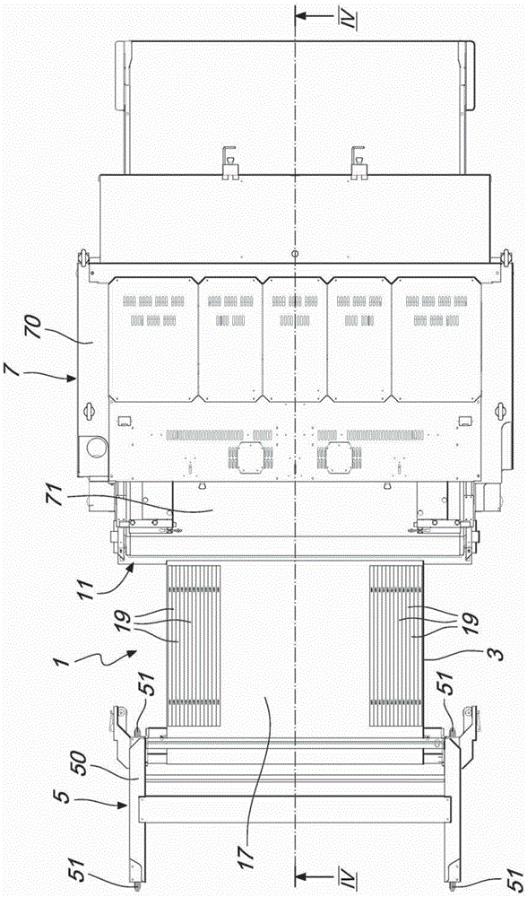 Strip support and alignment device, particularly for strips to be cut in a cutting machine