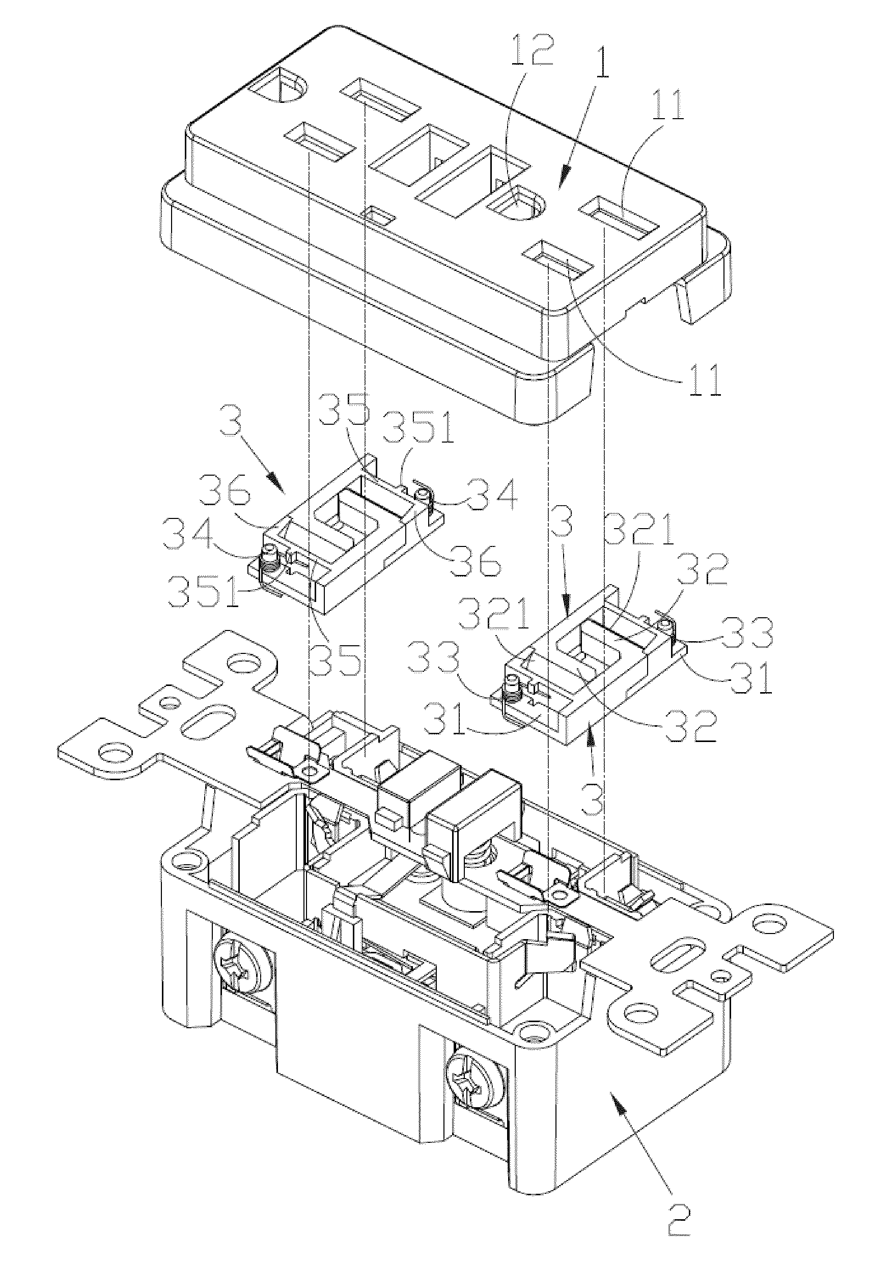 Tamper resistant power receptacle having a safety shutter