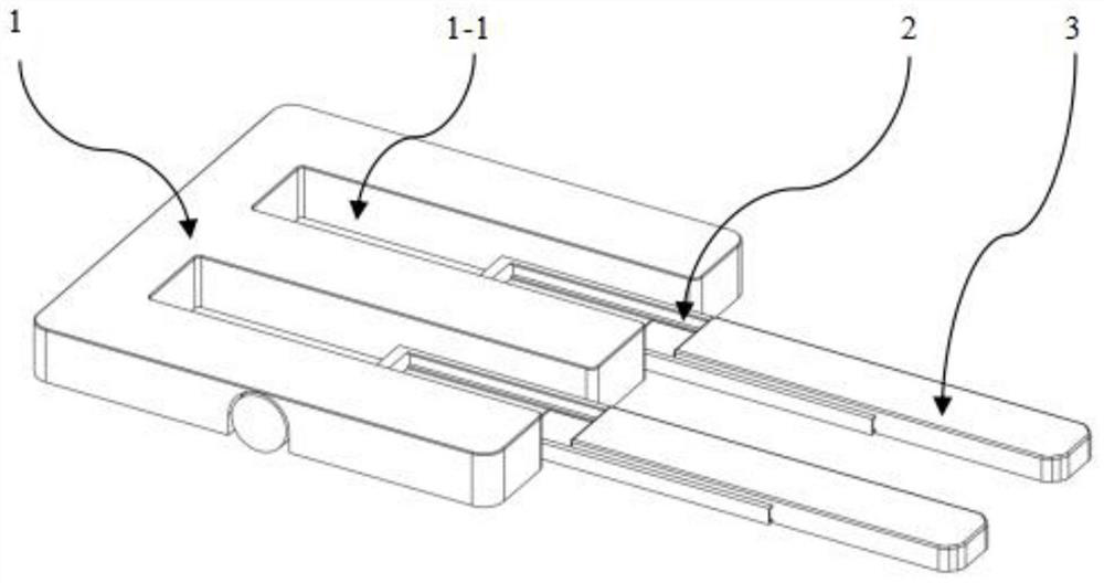 Dense storage method capable of directly carrying pallet