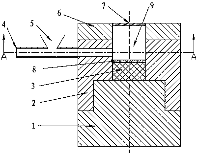 In-situ infrared spectrum sample tabletting device and application thereof