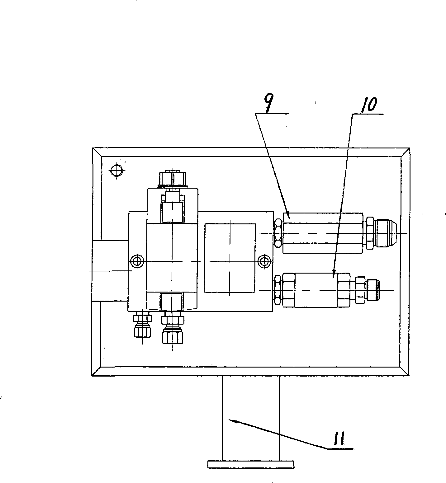 Novel hydraulic motor transmission control valve group