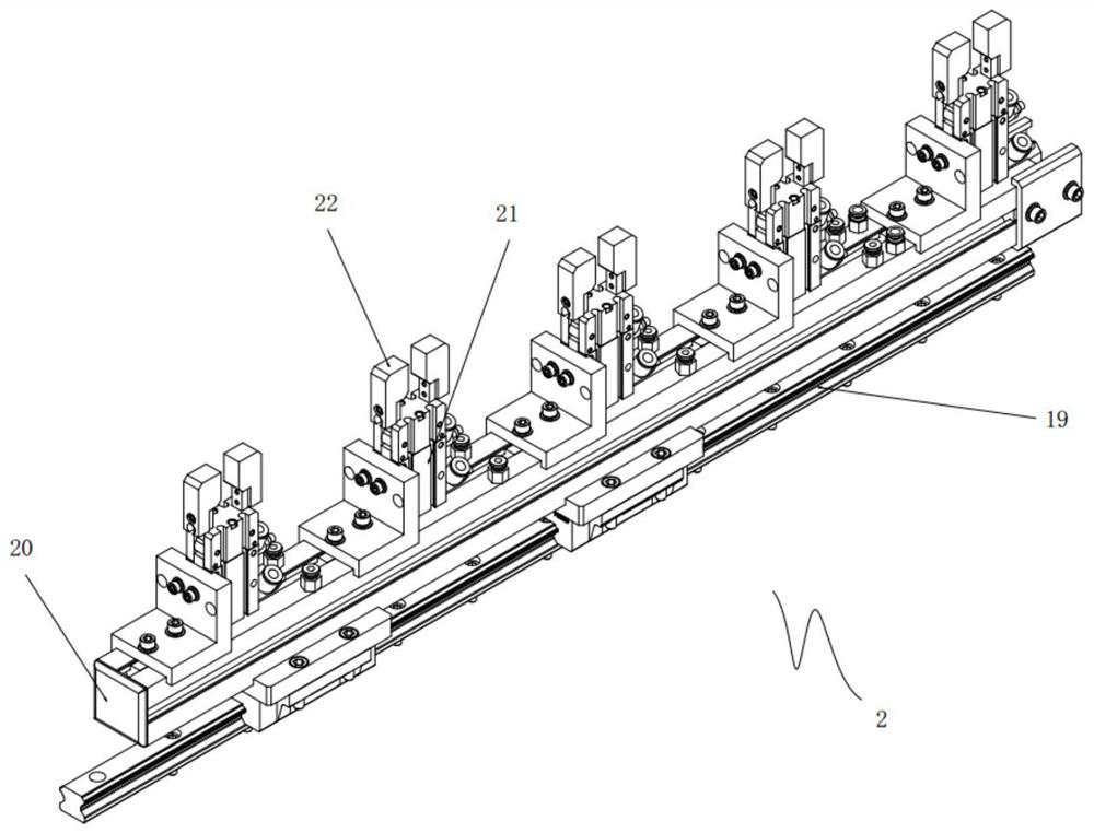 Automatic assembling device for assembly and detection of wiring terminal