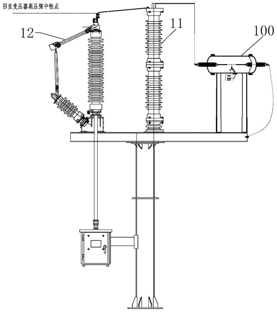 Totally-enclosed controllable transformer neutral point protection discharge gap