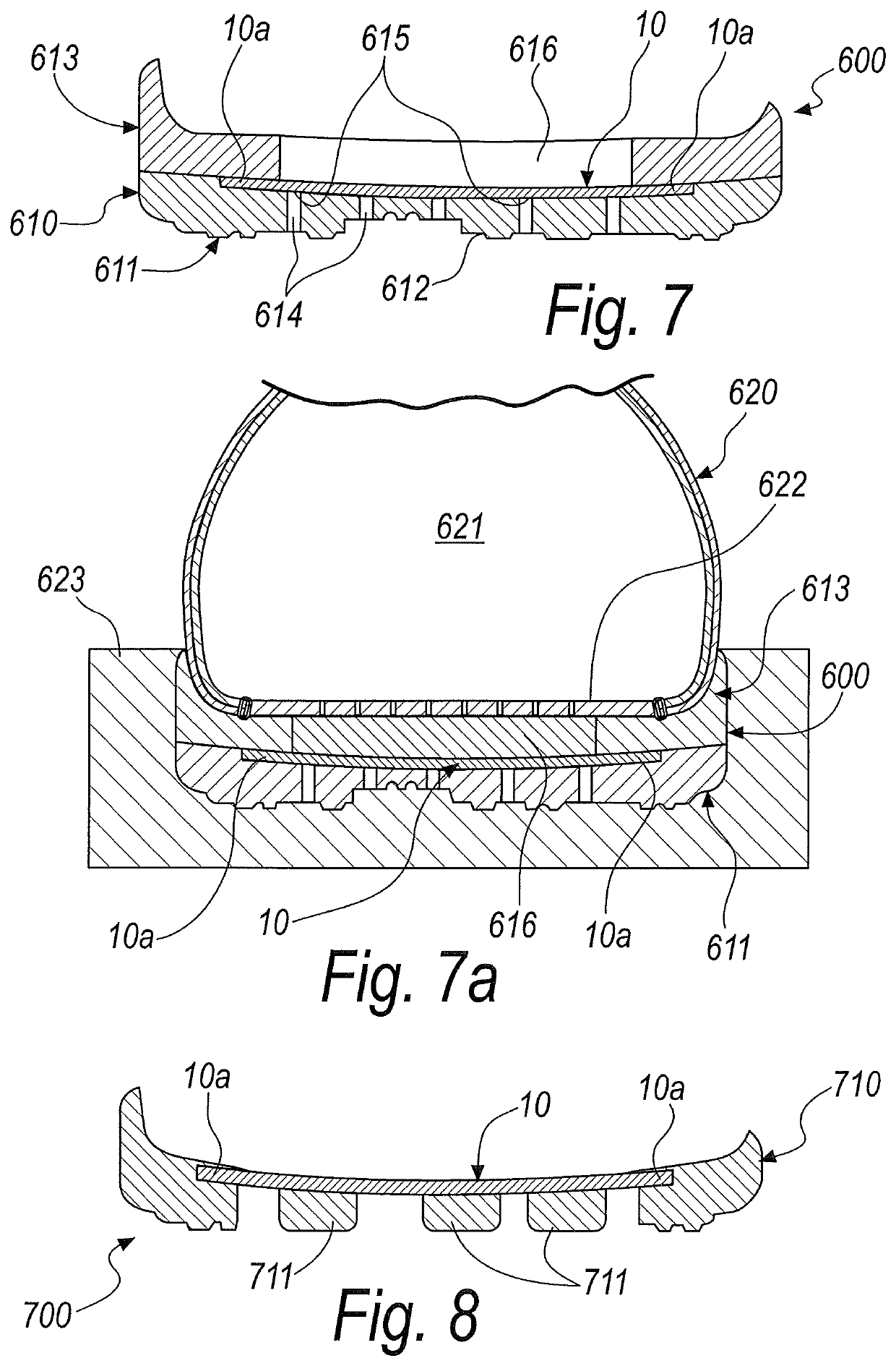 Insert for vapor-permeable and waterproof soles