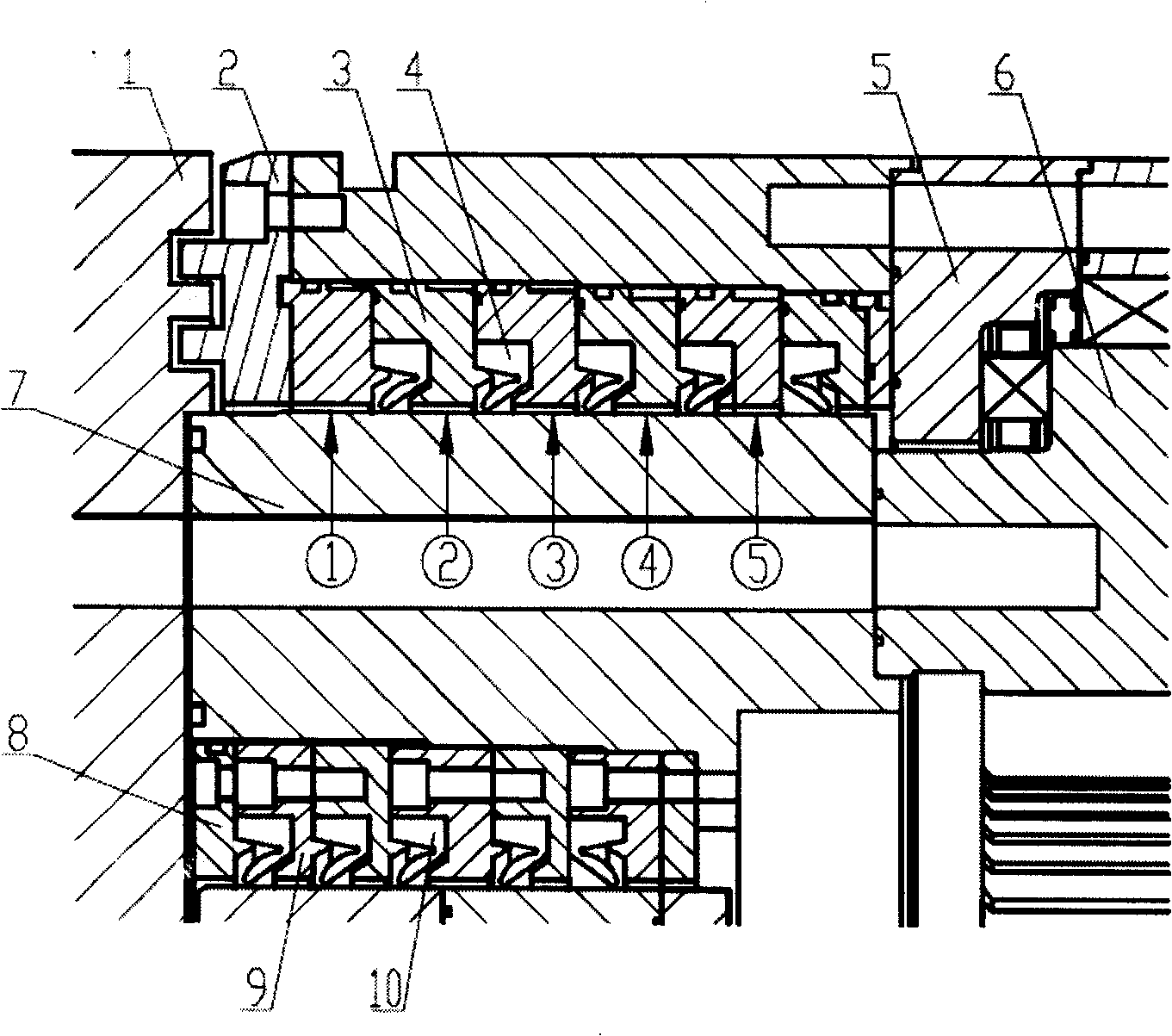 Main bearing multi-layer sealing structure of complete section tunnel boring machine