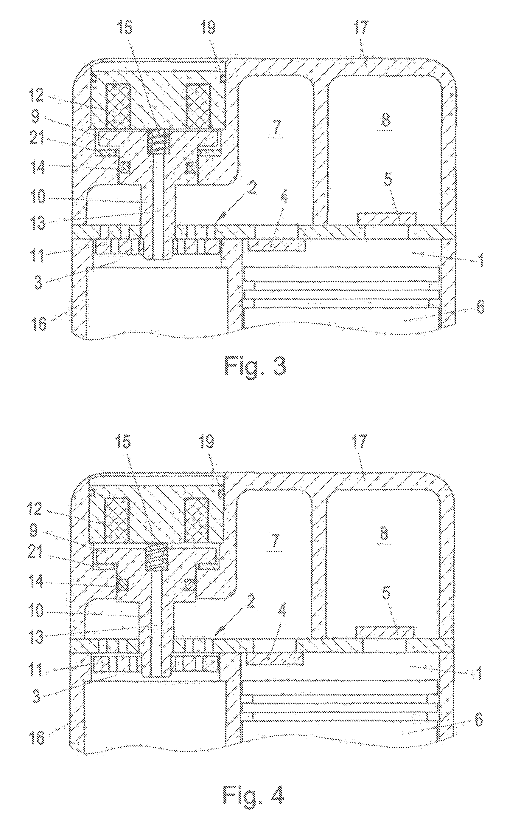 Reciprocating compressor having capacity regulation