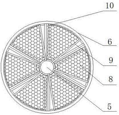 Tea oil filtering device