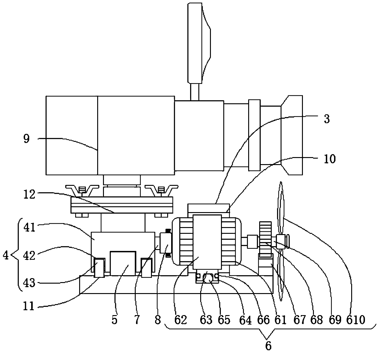 Transmission track for automatic camera shooting