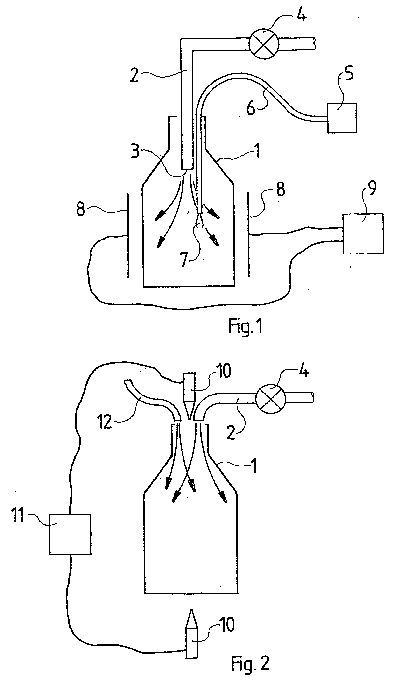 Device for removing oxygen from beverage containers