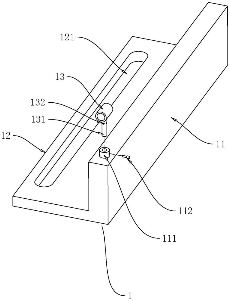 Cement stabilized macadam base construction method