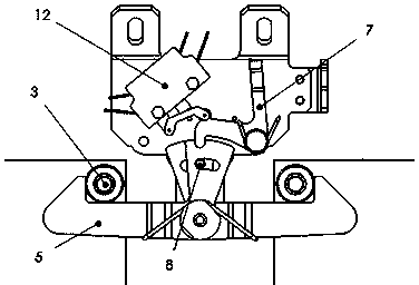 Unlocking device for vehicle door in traffic field