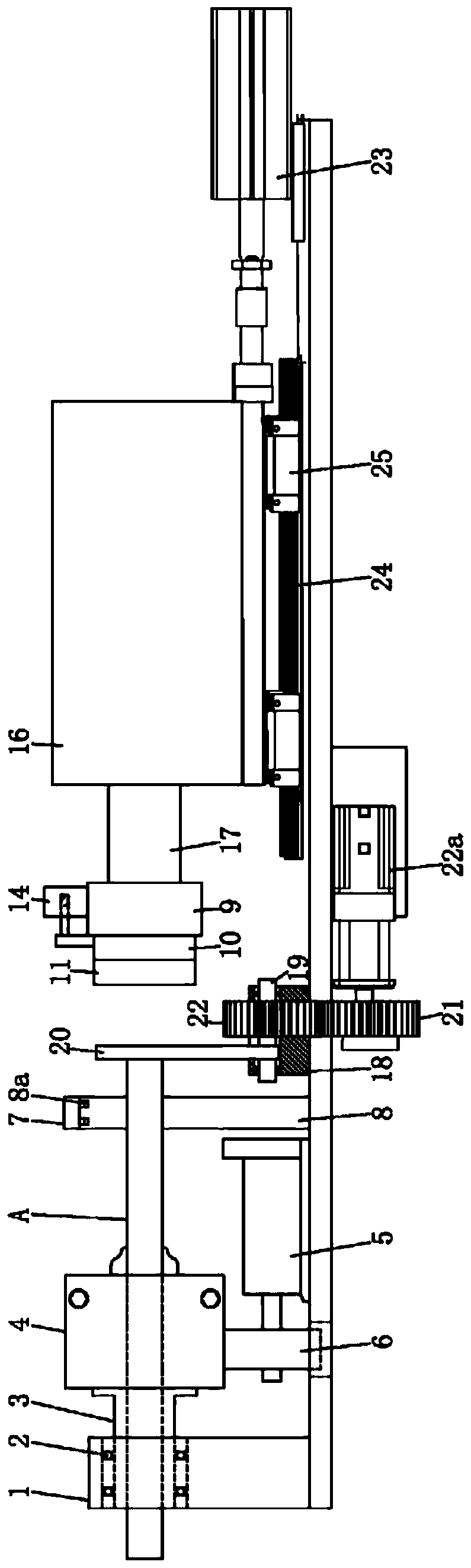 A device for applying glue to the circumference of pipe fittings