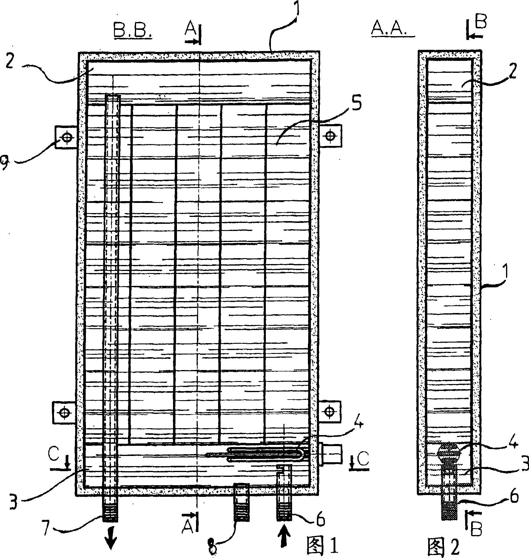 Flat casing water-heater