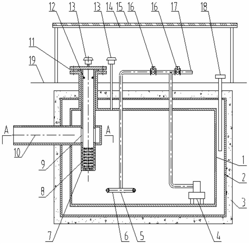 Wellhead heating storage tank