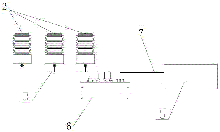 Switch cabinet and voltage transformer thereof having busbar support function