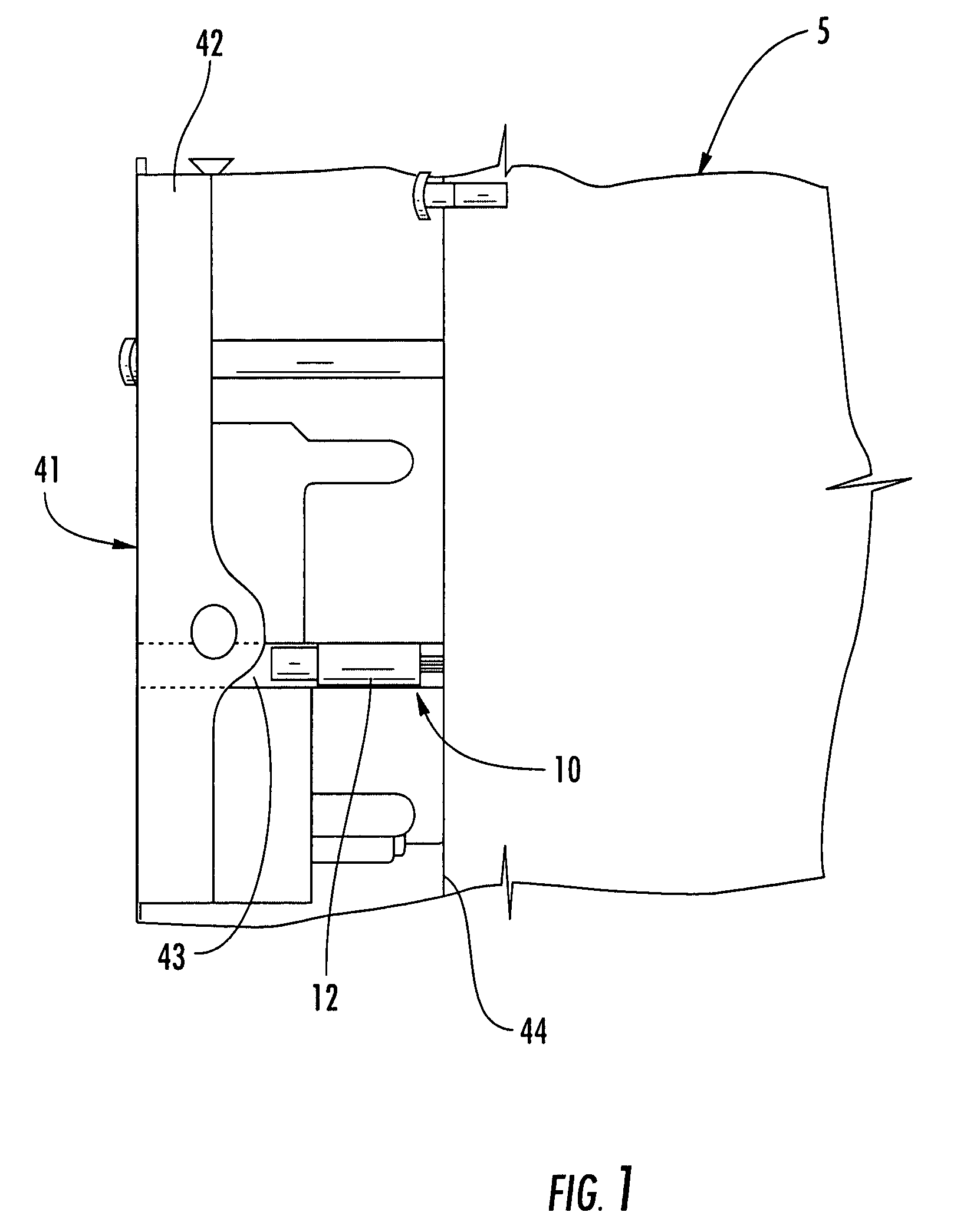 Fiber optic connector, active contact inserts therefor, and associated methods