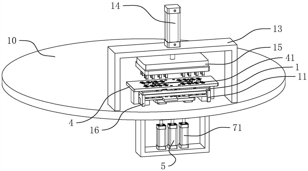 Automatic scissor foot assembling device