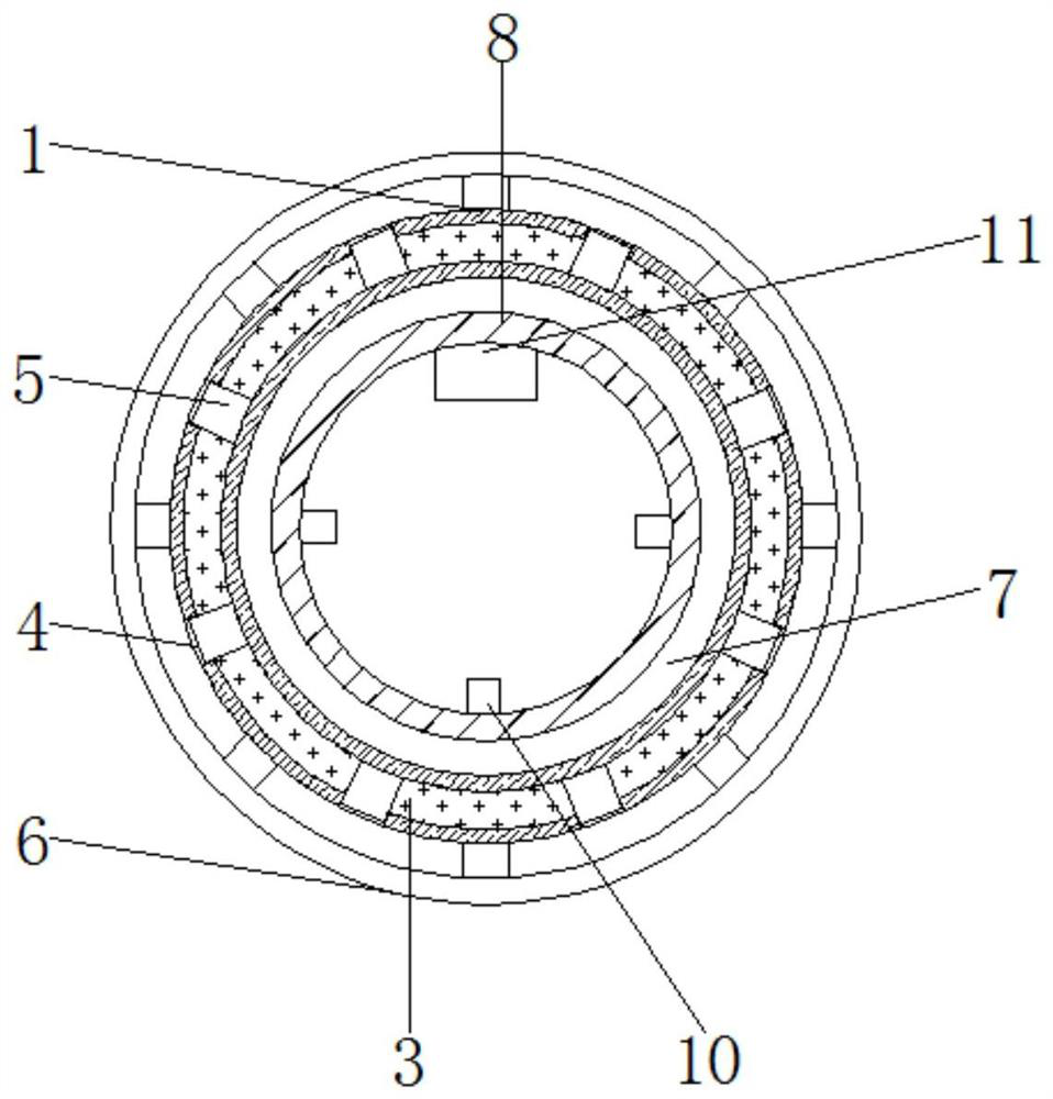 Engine emission reduction device for monitoring NOx concentration in real time and adjusting oxyhydrogen amount