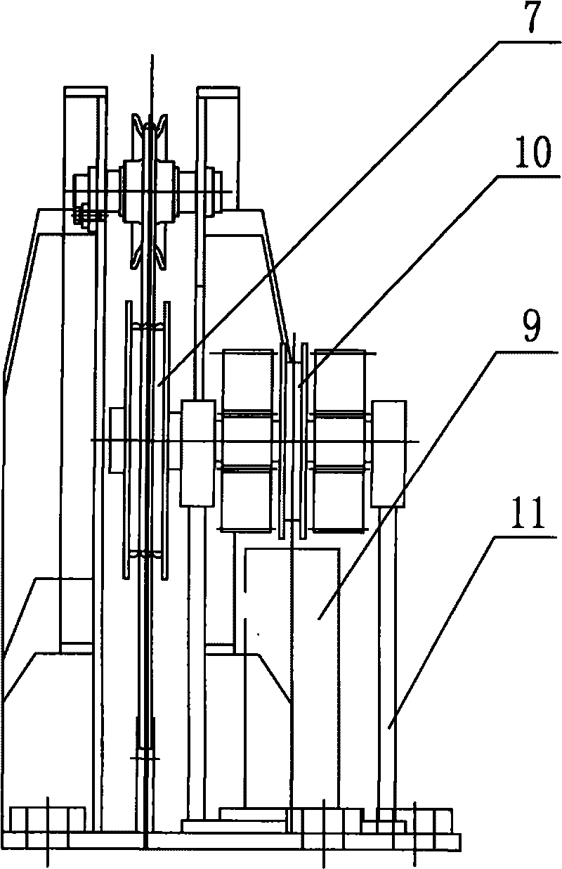 Steel pipe collecting device