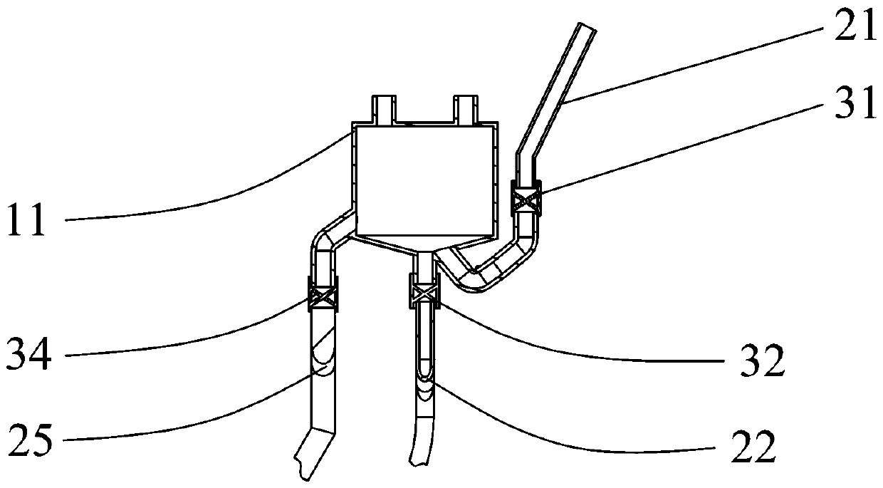 Urine conveying device