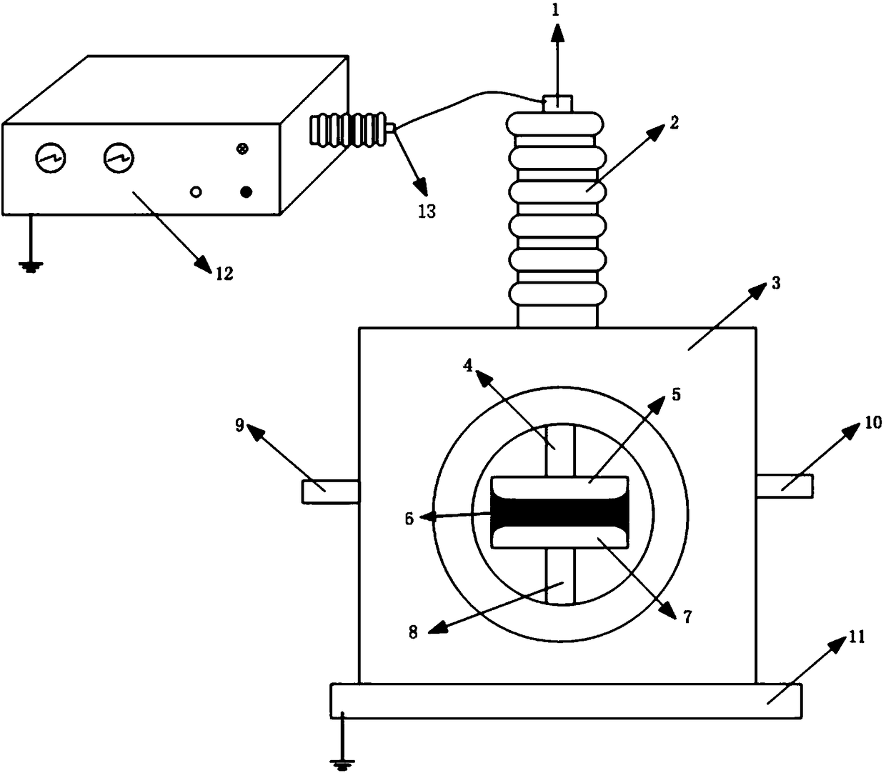 Device and method for treating micro-stacking structure insulating material surfaces by discharge plasma