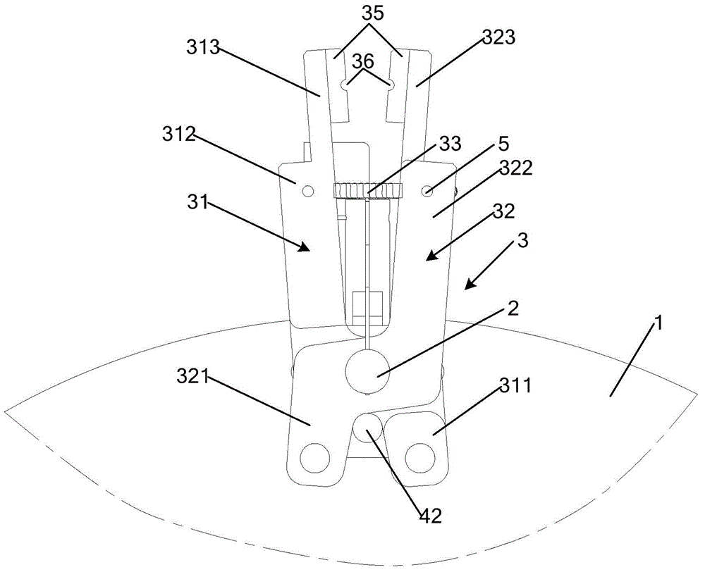 Flexible clamping claw