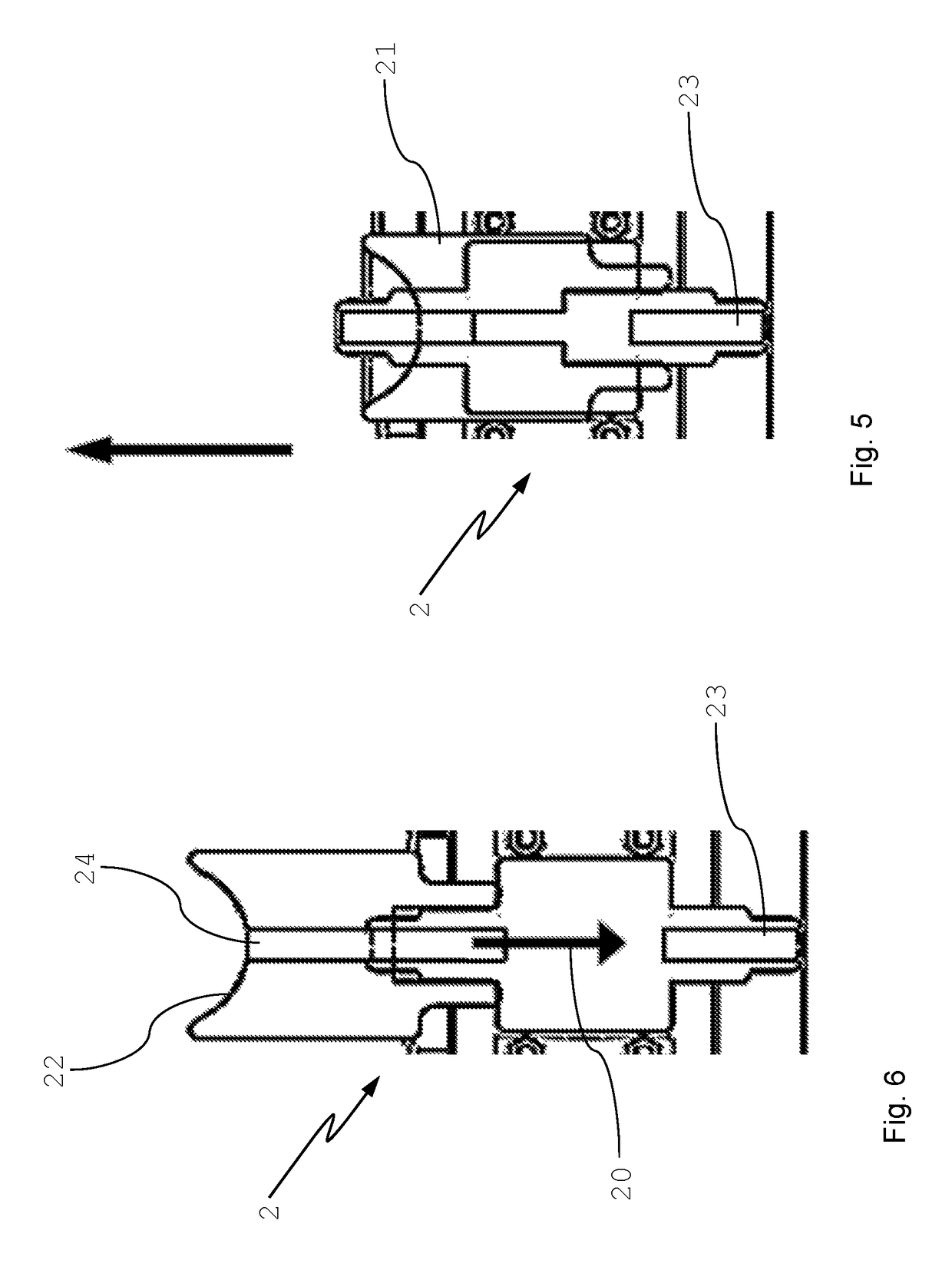 Method and system for removing a liquid from a container for accommodating an ophthalmic lens