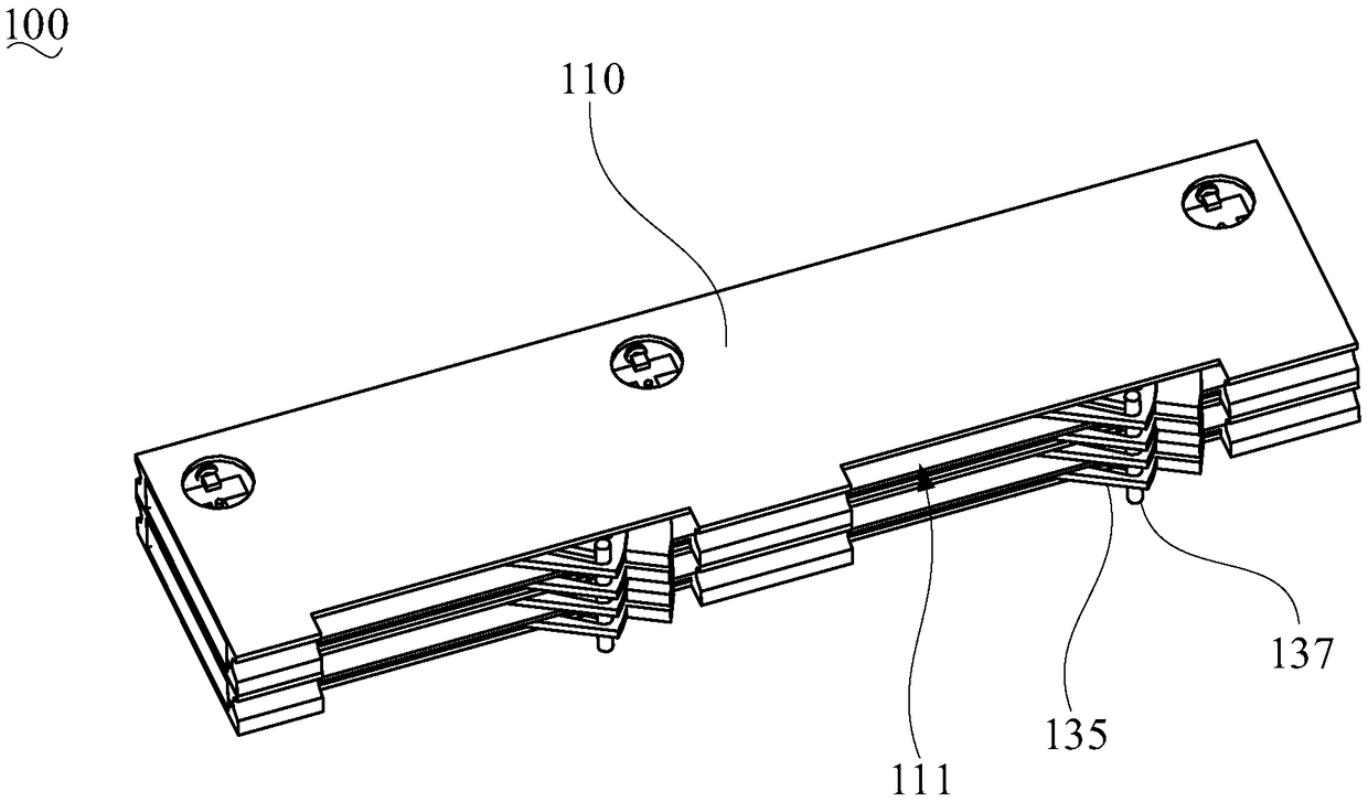 Dielectric sliding type phase shifter and base station antenna