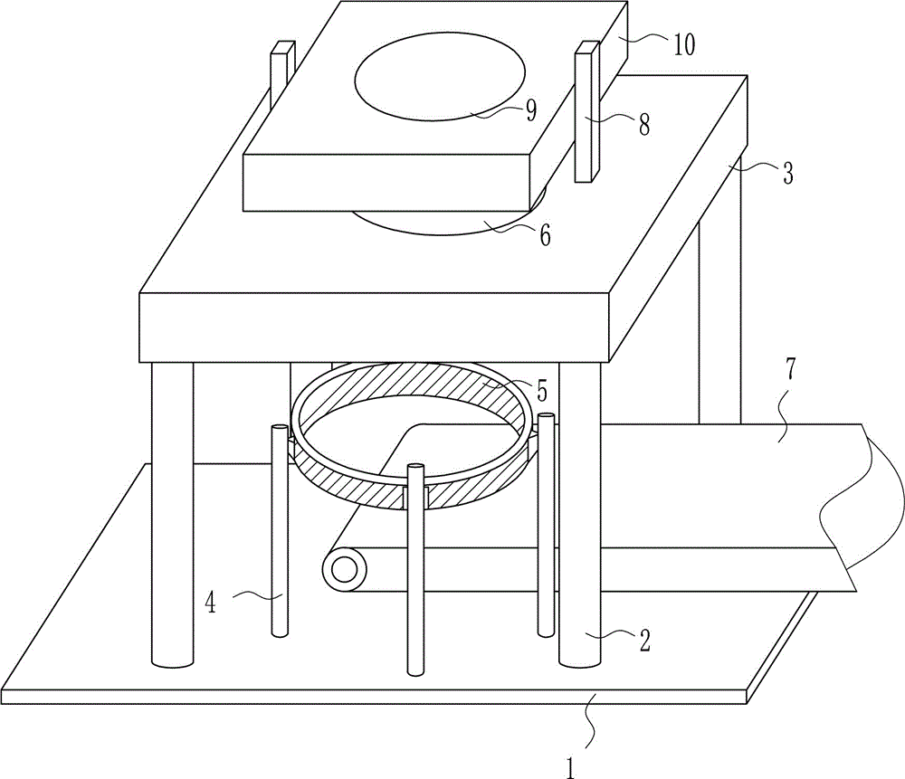 Plastic pipe cutting device capable of screening plastic pipes of proper lengths