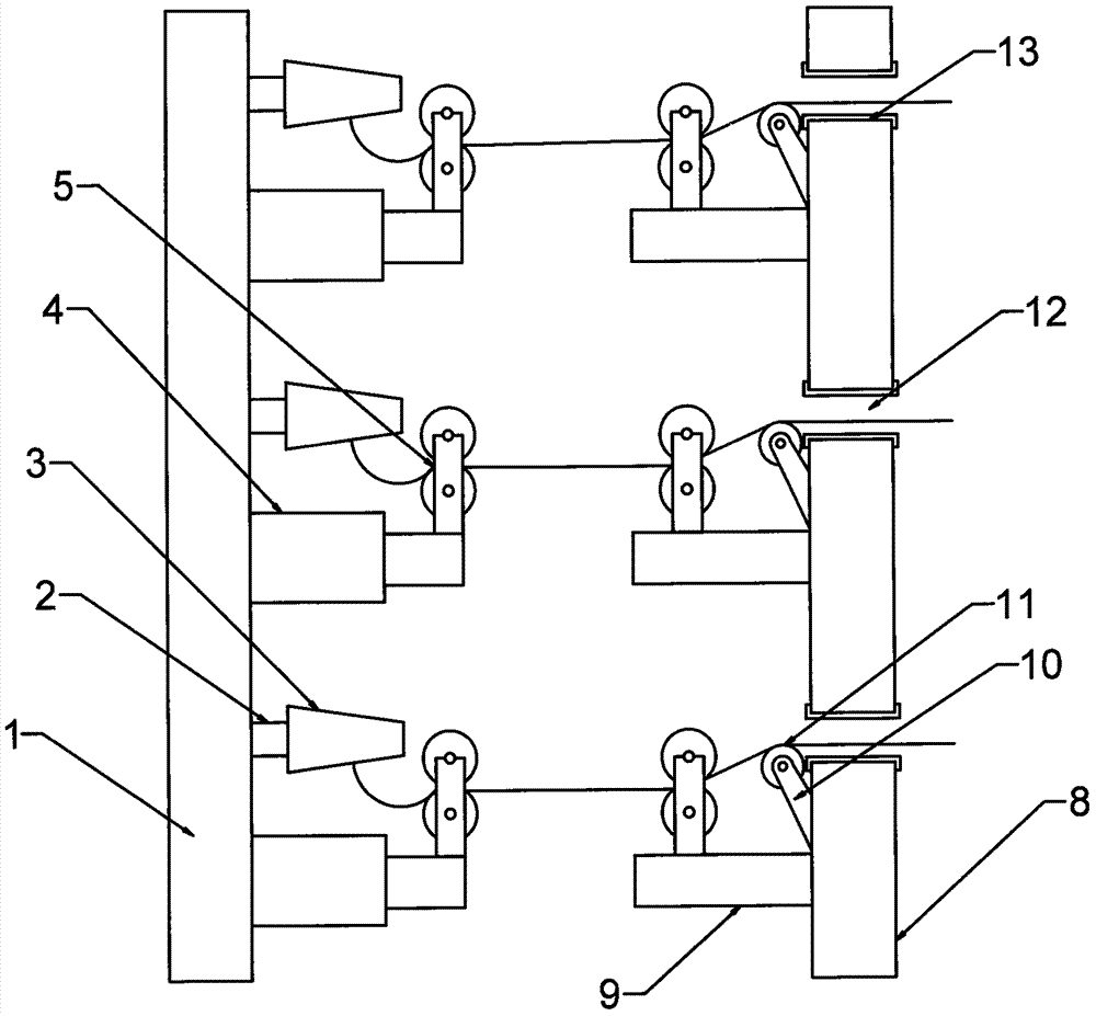 Device for preventing snarling of yarns for textile manufacturing machine