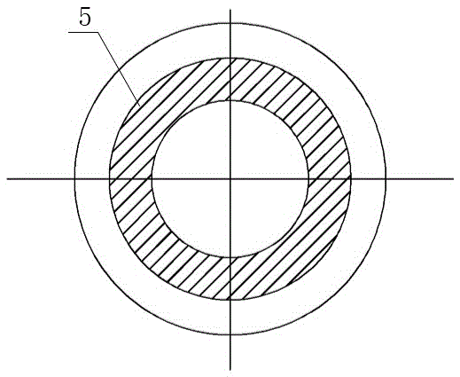 Well bore automatic descaling device and descaling method thereof